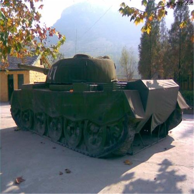 八公山大型充气坦克